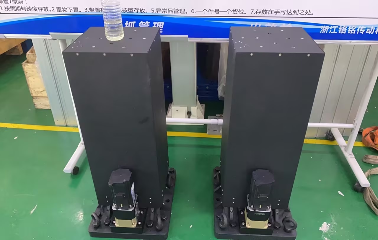 Dual HTG3 lifting columns prepared for heavy load motion testing